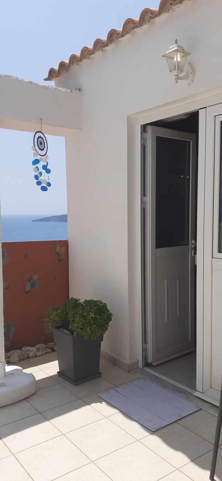 Casa De Blue Apartment Lourdata  Ngoại thất bức ảnh
