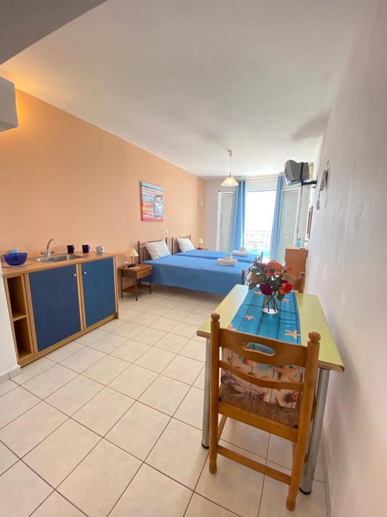 Casa De Blue Apartment Lourdata  Ngoại thất bức ảnh