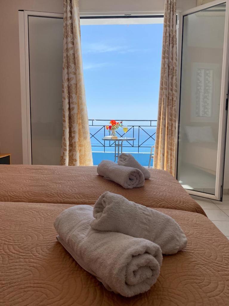 Casa De Blue Apartment Lourdata  Ngoại thất bức ảnh