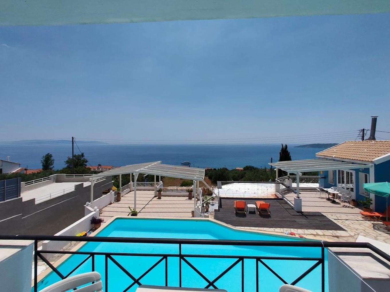 Casa De Blue Apartment Lourdata  Ngoại thất bức ảnh